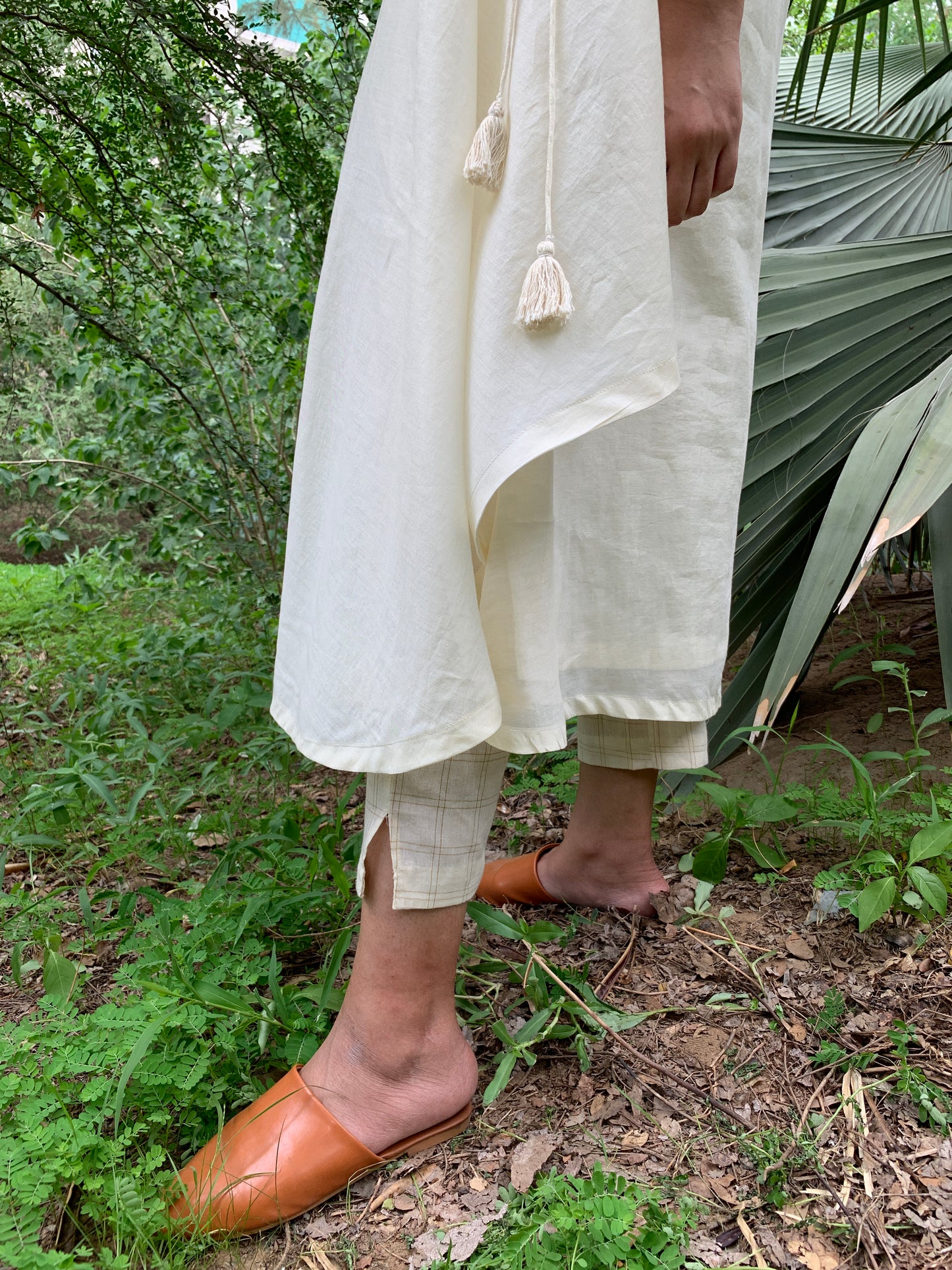 Zari Checks Pants - Ivory