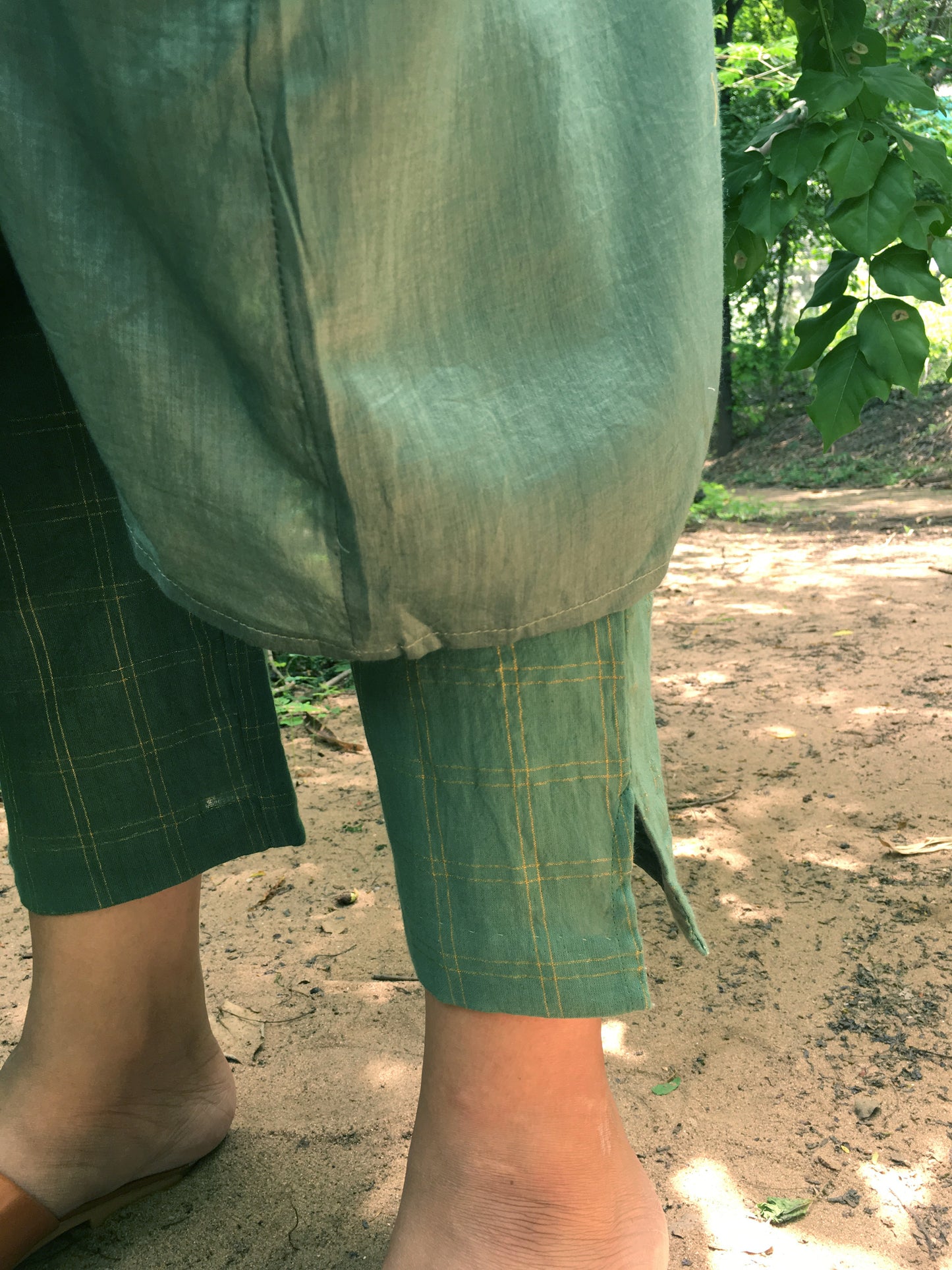 Zari Checks Pants - Olive Green