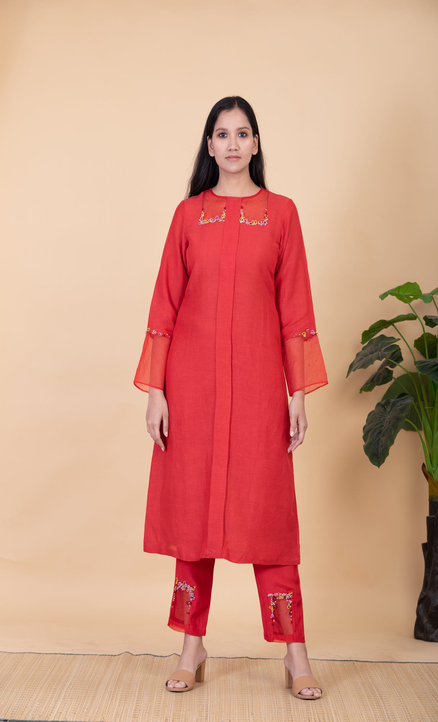 Qaina