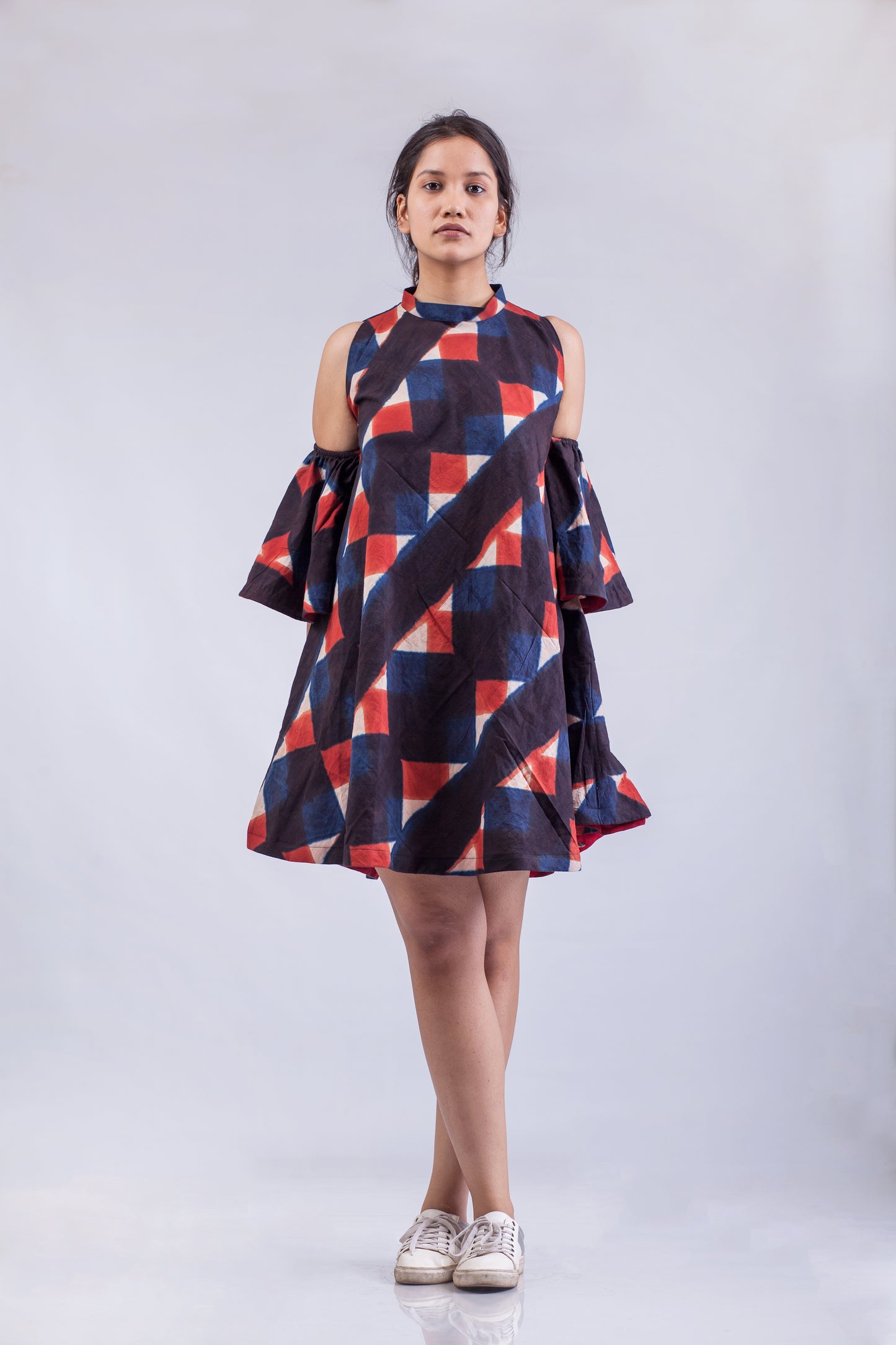 Luna - Split Sleeve Short Dress